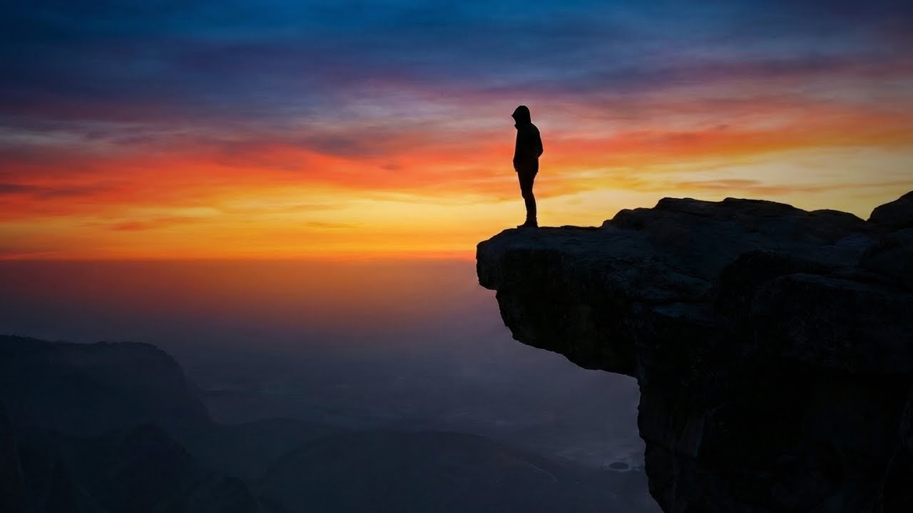 Still Warm – Emotional Deep House Night Drive