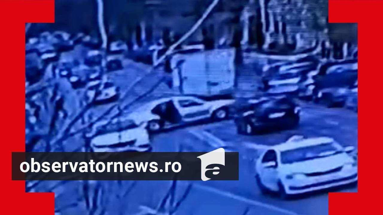 Șofer scăpat de sub control la Tecuci. A distrus 5 mașini și a fost încătușat de poliţişti