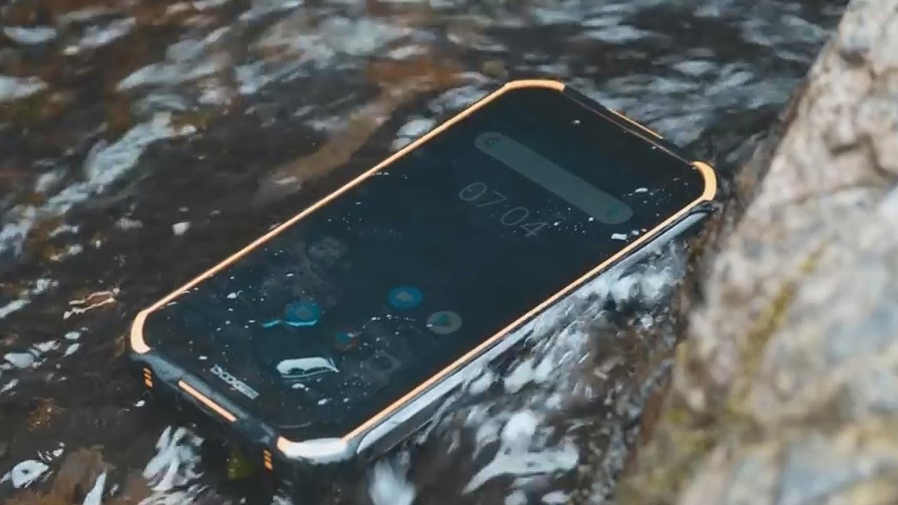 Top  6 Best Rugged Smartphone Under 100$