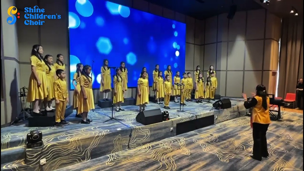 Shine Children's Choir – Siyahamba (African Traditional Song)