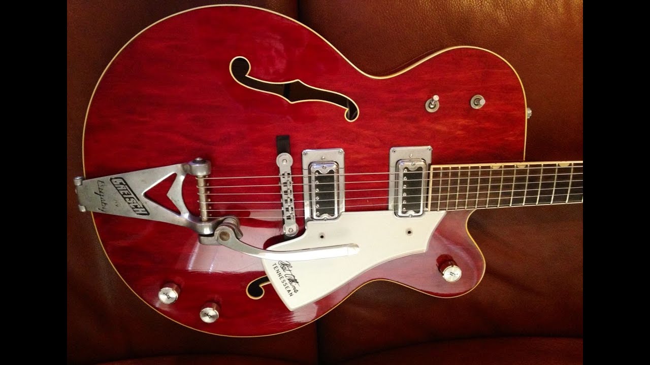 Blues shuffle on a Gretsch Chet Atkins Tennessean