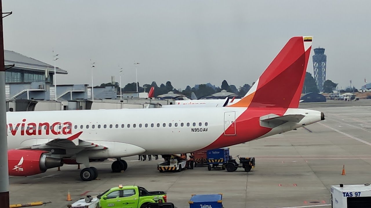 Avianca (Star Alliance) AV8435 MDE-BOG Bogota Arrival (Short Report)