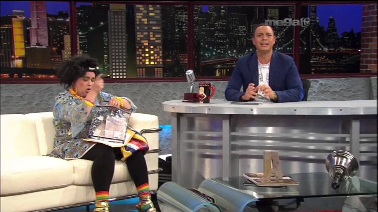 Magdalena Hablando Sobre Su Stato De Residencia con Alexis Valdes (7-12-12)