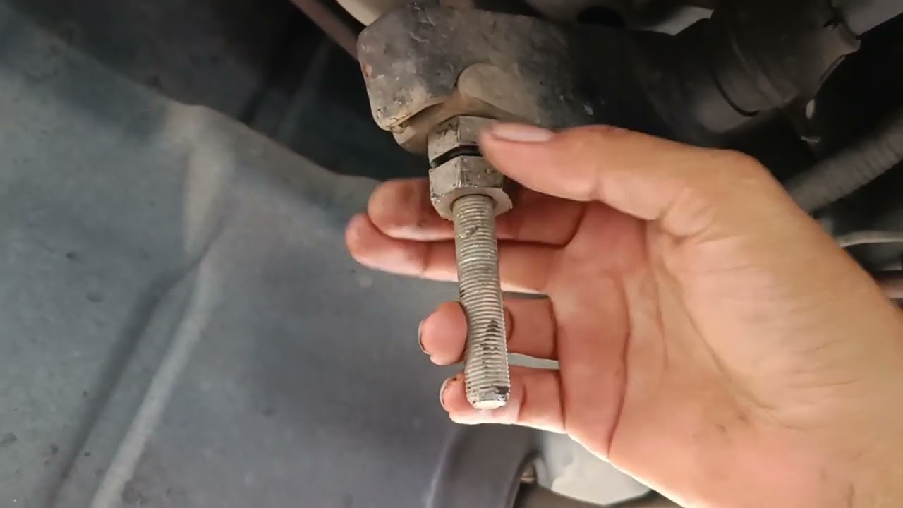 Cara betulkan torsion bar toyota hiace kdh200 #automobile #car #mechanic