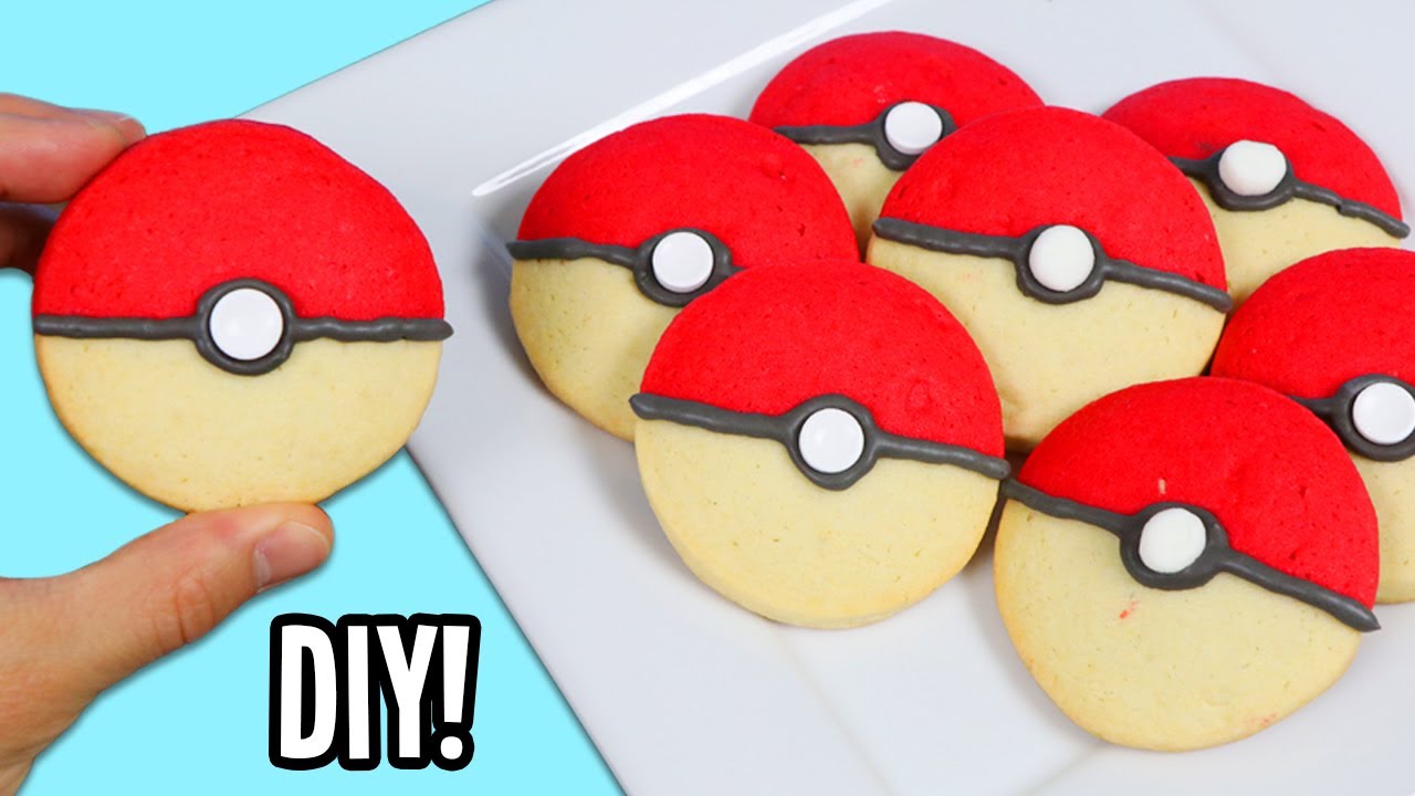 How to Make Cute and Delicious Pokeball Cookies!