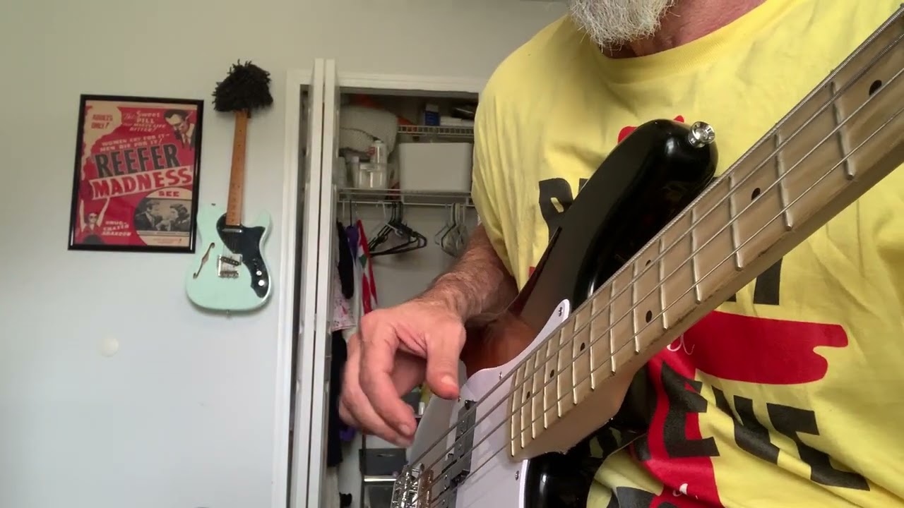 Need help with right hand noise on bass