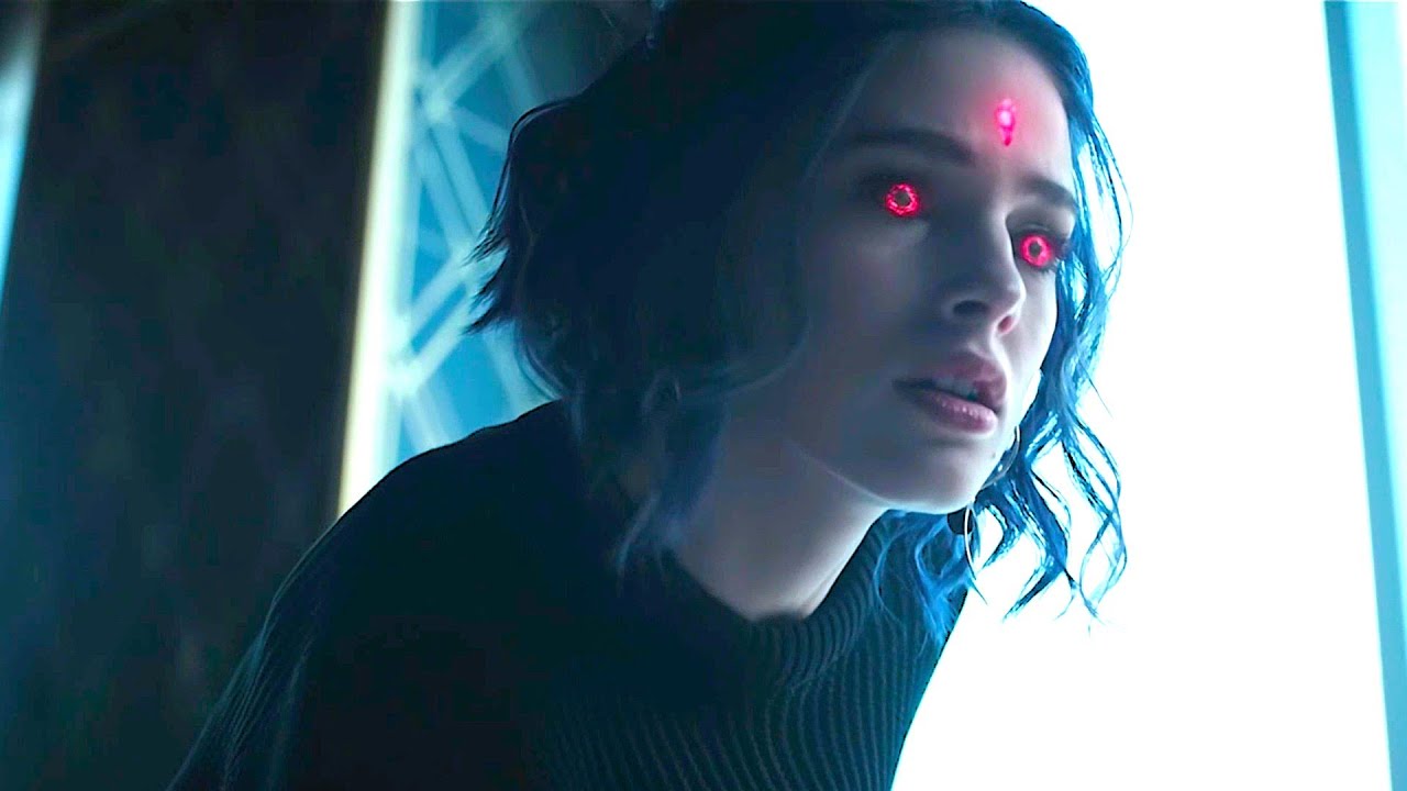 بنت بتكتشف بالصدفه ان عندها قوة مش طبيعيه وده بيخلي منظمات سريه تطاردها .. ملخص فيلم Titans