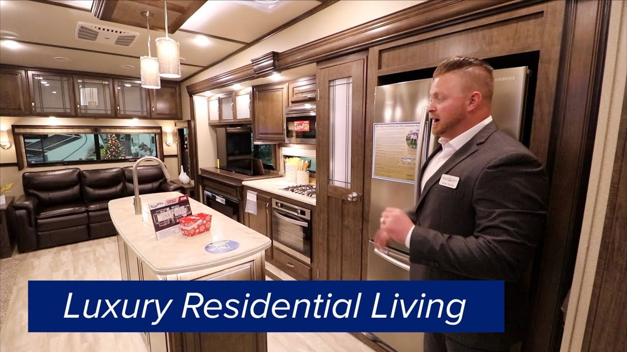 Luxury Living in the Grand Design Solitude