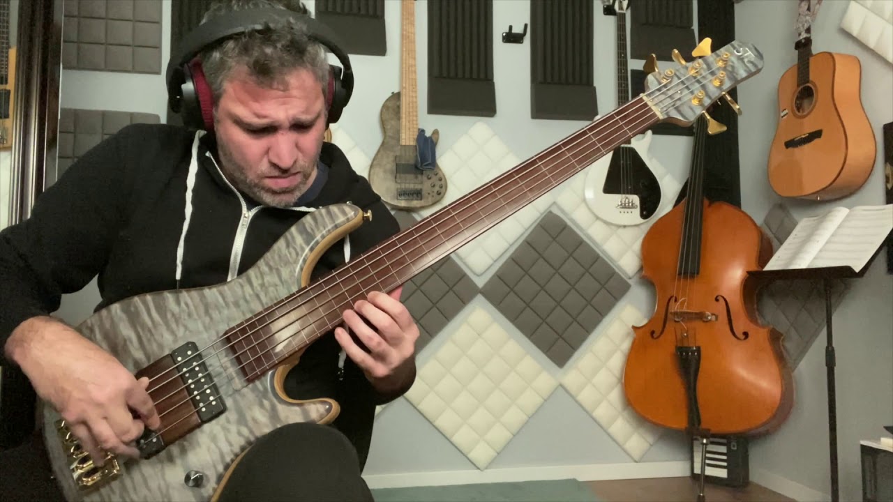 FRETLESS SOLO FOR ANDALUCIA BIG BAND