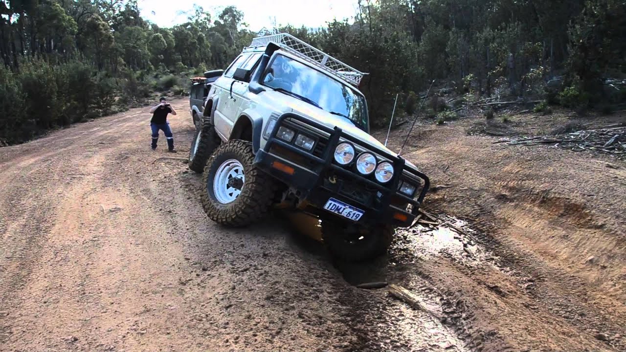v8 60 series Mundaring Powerlines