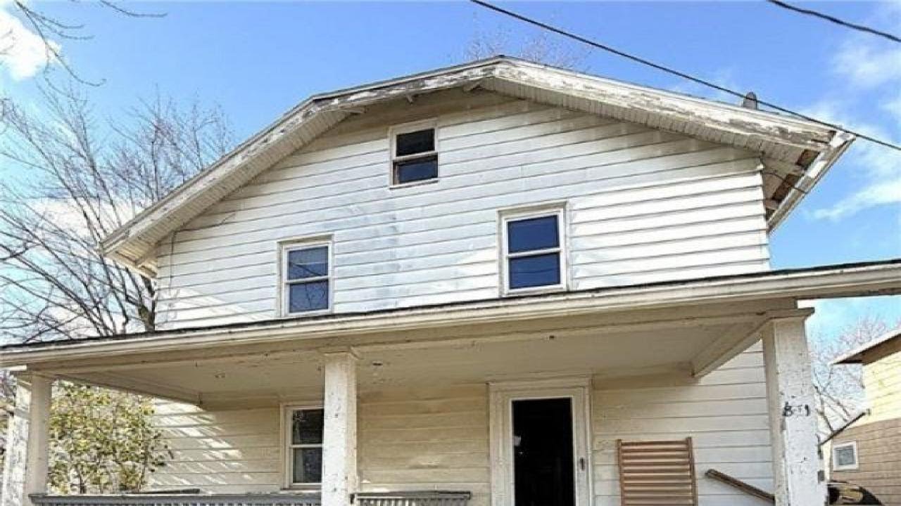 841 N Baxter Street, Lima, OH Presented by Leilani Bowersock.
