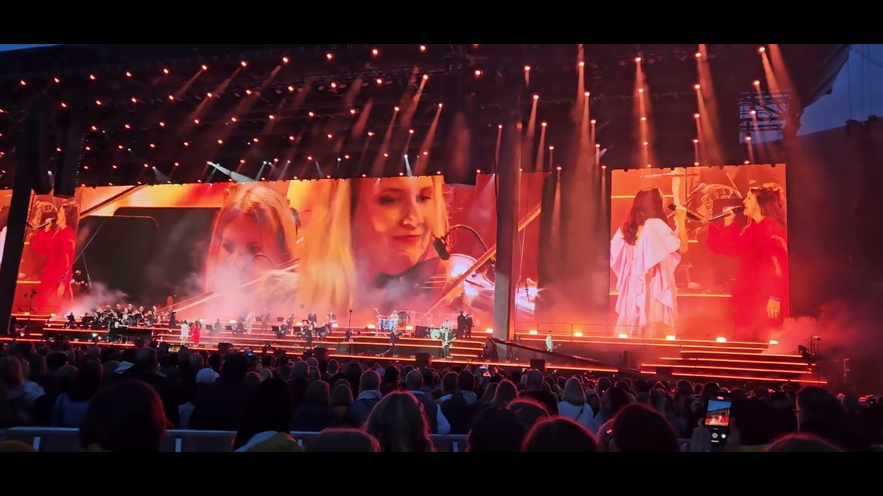 Ultra Bra - Savanni nukahtaa 23.8.2025 @Olympiastadion