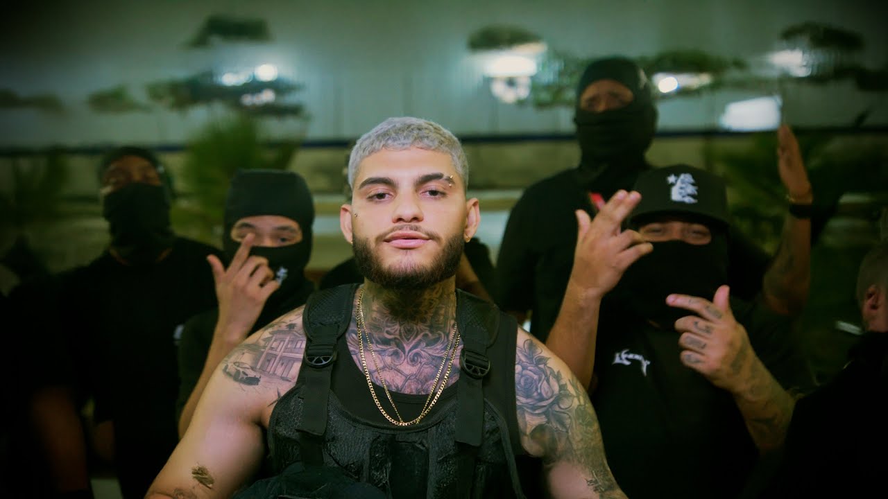 PAR DE LOCOS 😵‍💫 - TUXXY (OFICIAL VIDEO)