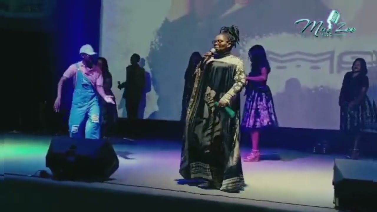 Mai Zee Live in Botswana (Ndipei Mukana 🔥)