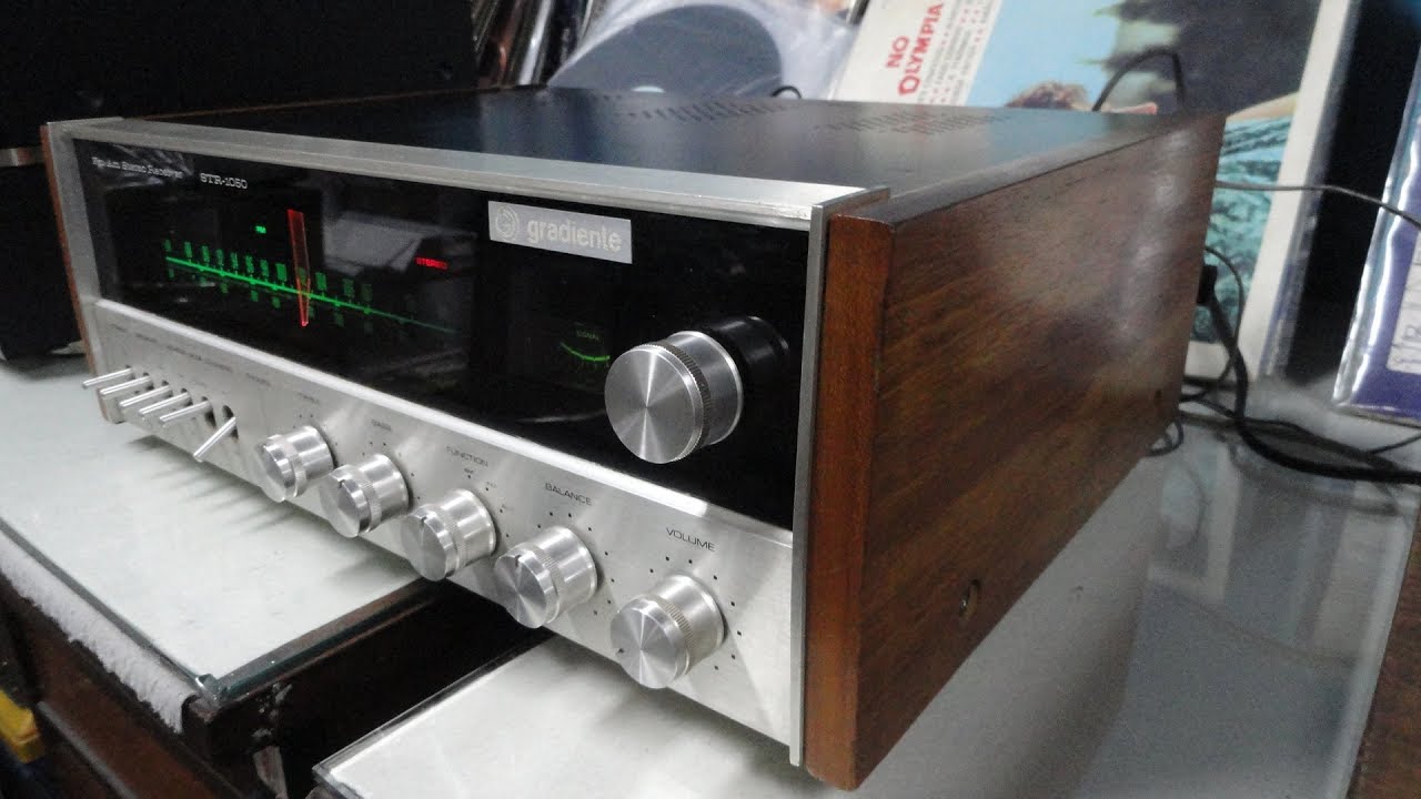 O Rei do Som - Receiver Gradiente STR-1050