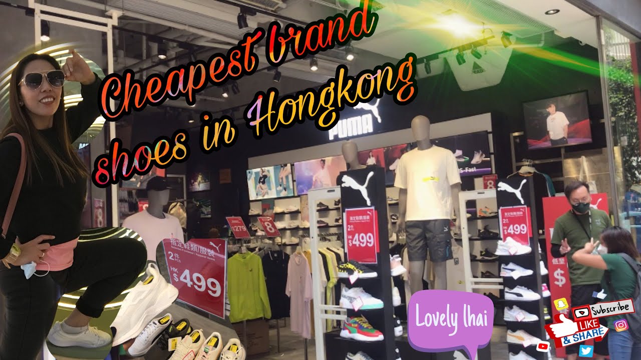 My friend buying shoes (Puma brand) in Mongkok Hongkong