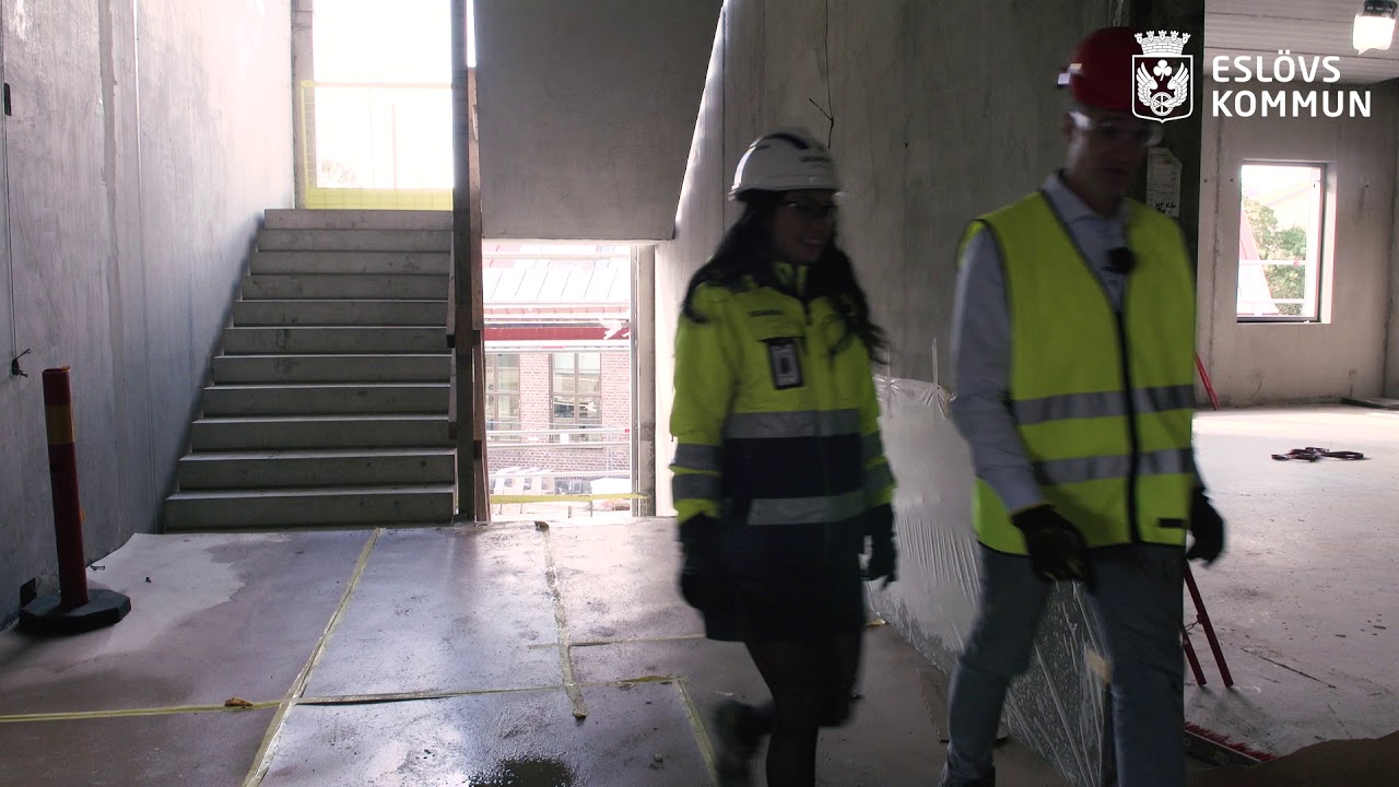 Här visar Johan Eslövs nya gymnasieskola – följ med in i bygget!