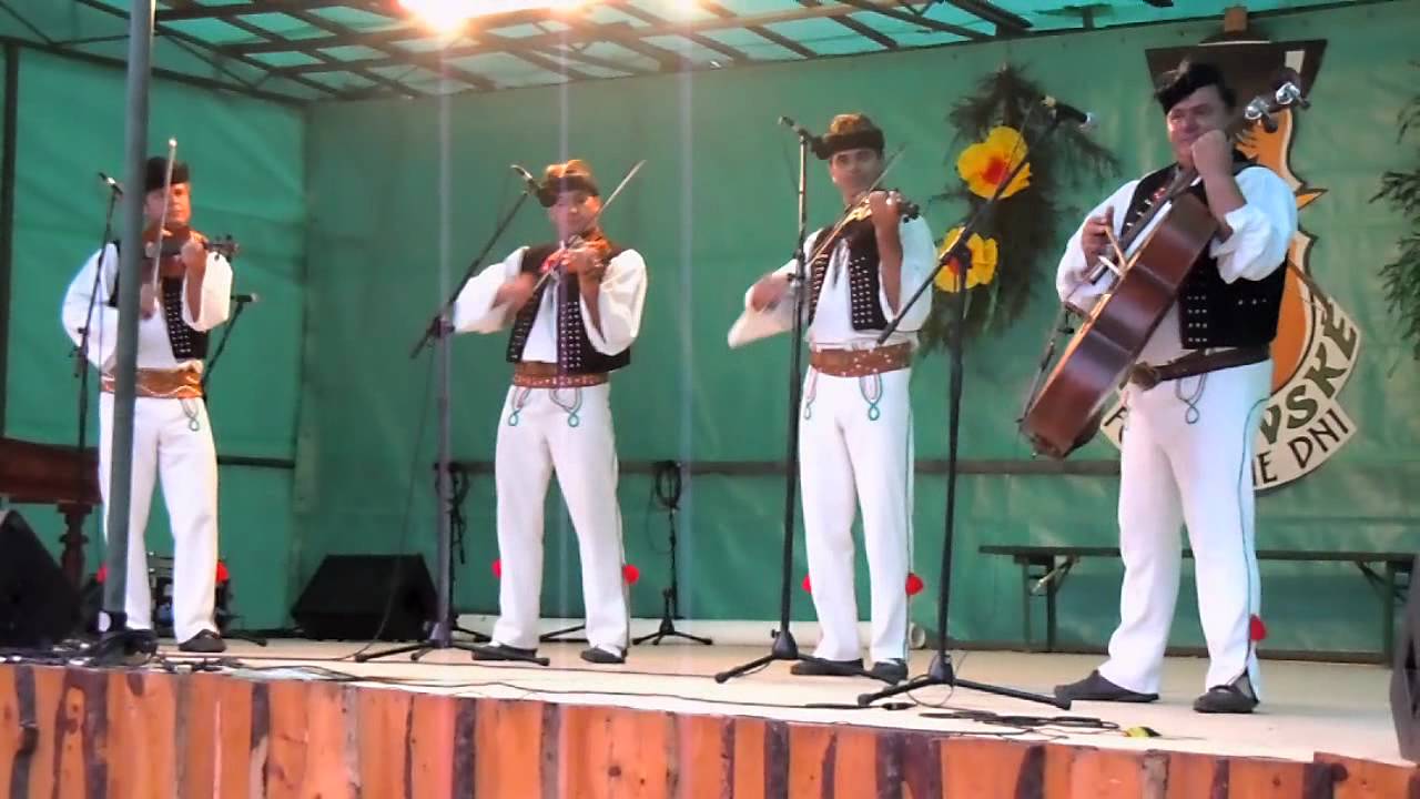 Ľudová hudba spod Ľadonhory / VAJČOVCI