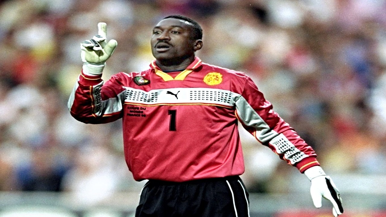 Jacques Songo'o saves