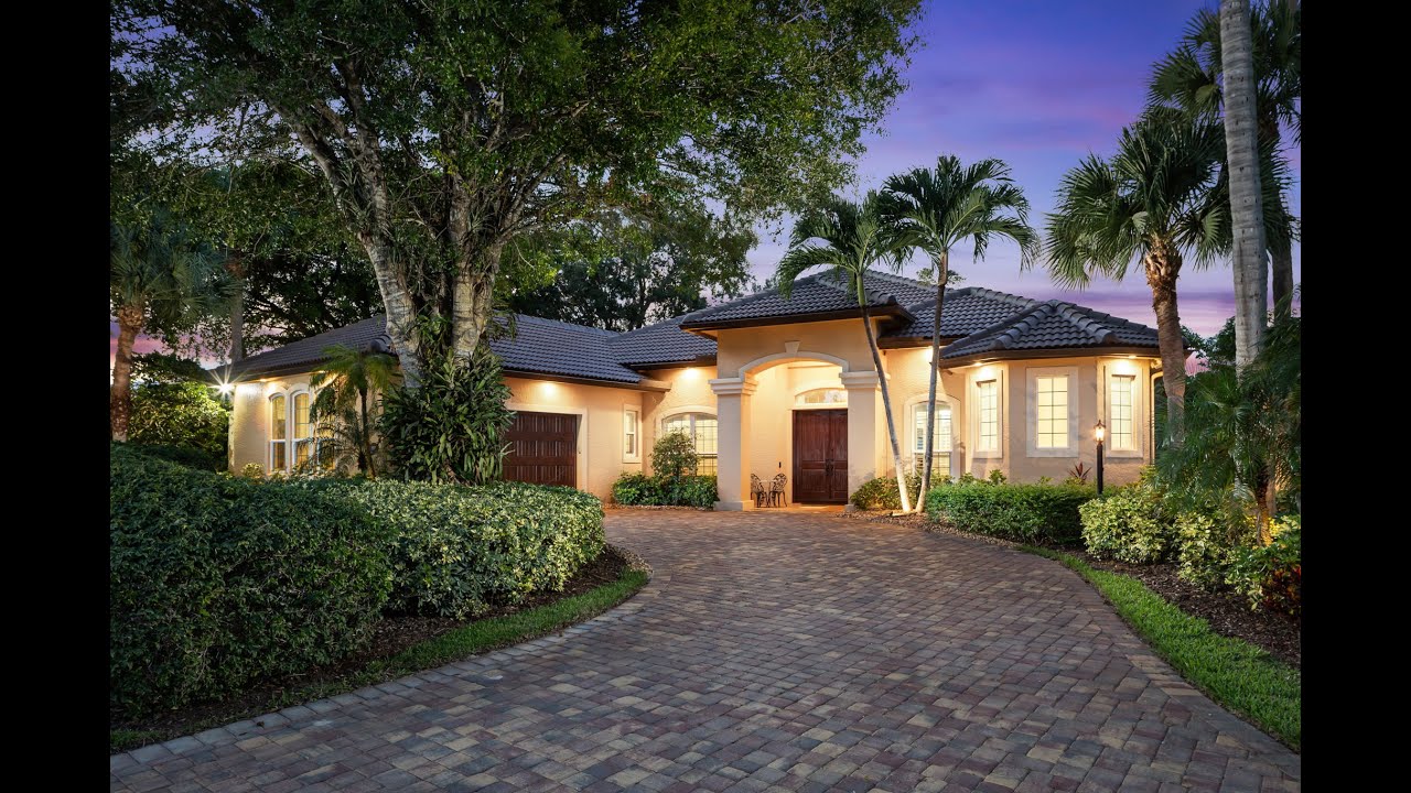 Lakefront Home For Sale in Monterey Naples, Florida