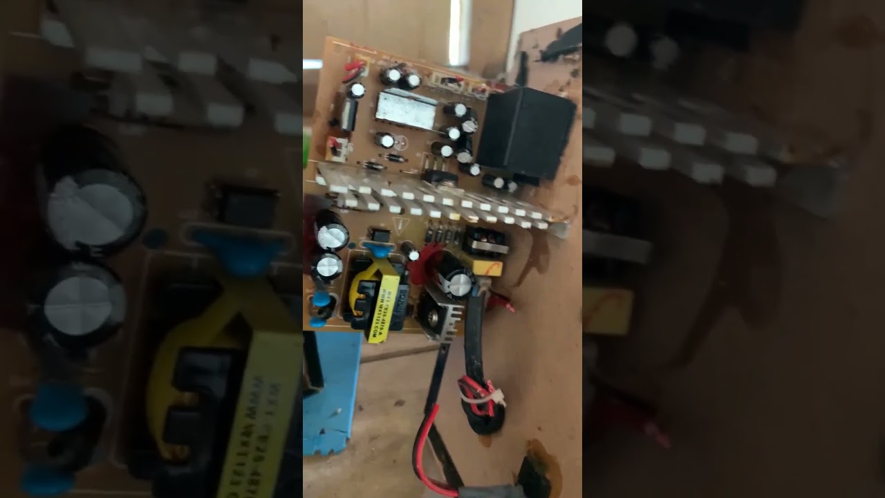 ampli gmc mati total.  pas di buka bikin kaget 