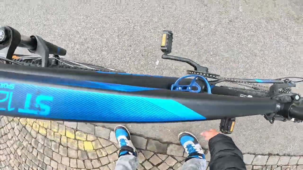 Ich fahre heute mit meine velo