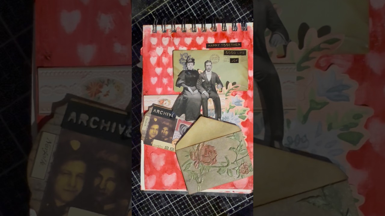 Mixed Media Art Journaling: Tim Holt Idea-ology: Stencilling: Ranger Distress Crayon