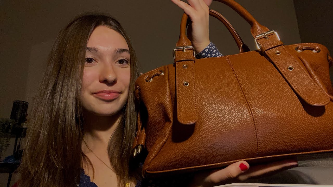 ASMR - What’s in my school bag ? Tapping et bla-bla