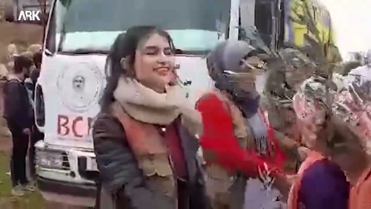 استقبال حافل لمؤسسة بارزاني الخيرية من قبل أهالي قرية كوسا في ناحية راجو في عفرين بكوردستان سوريا