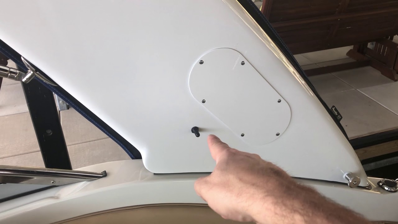 2017 Crownline 264 CR cruiser Walk-Through