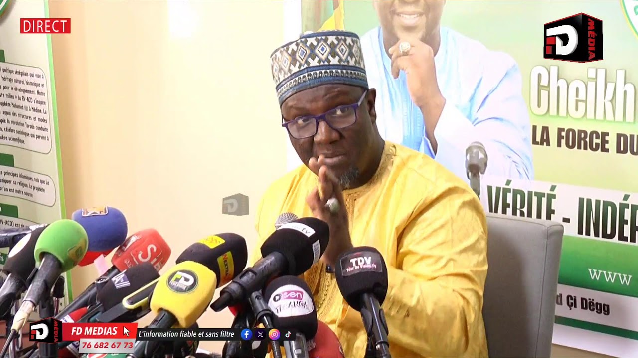 Chiekh Omar Diagne Face a la Presse: Questions D'Actualités ...