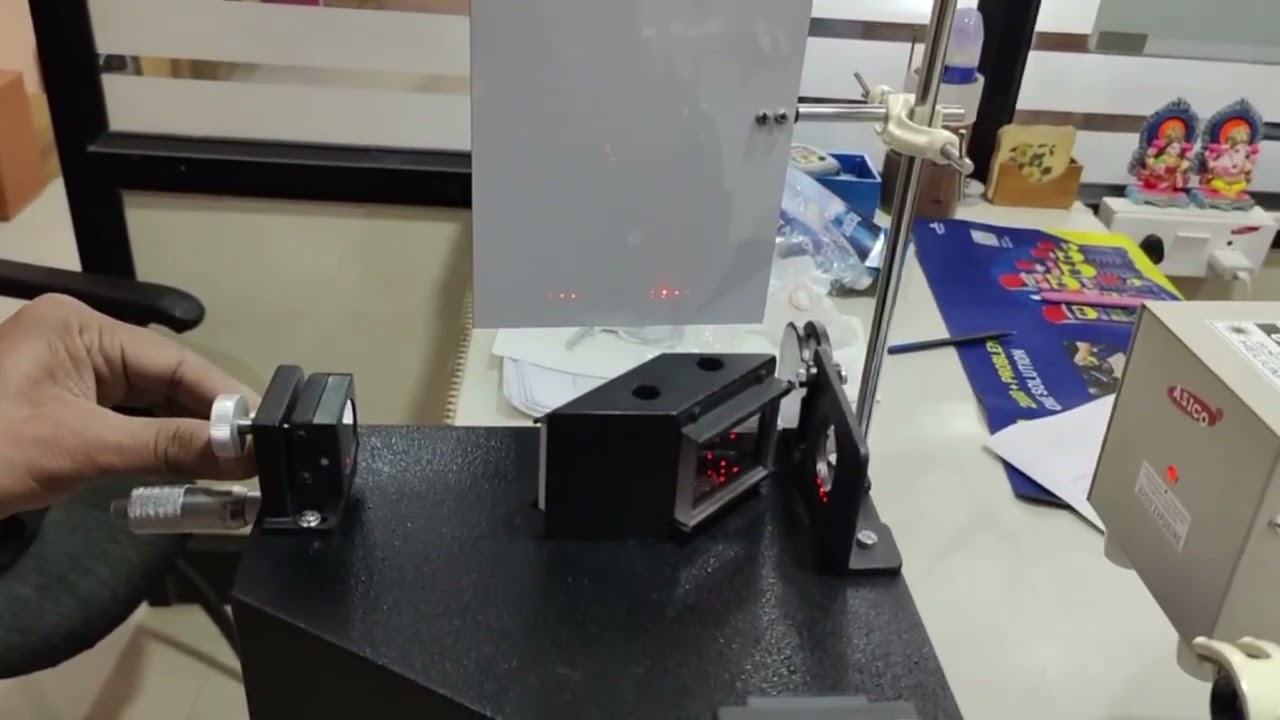 AE 461HE Michelson Interferometer Experiment using He Ne Laser