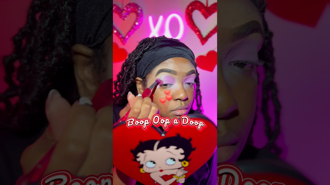 Glamlite X Betty Boop Eyeshadow Palette