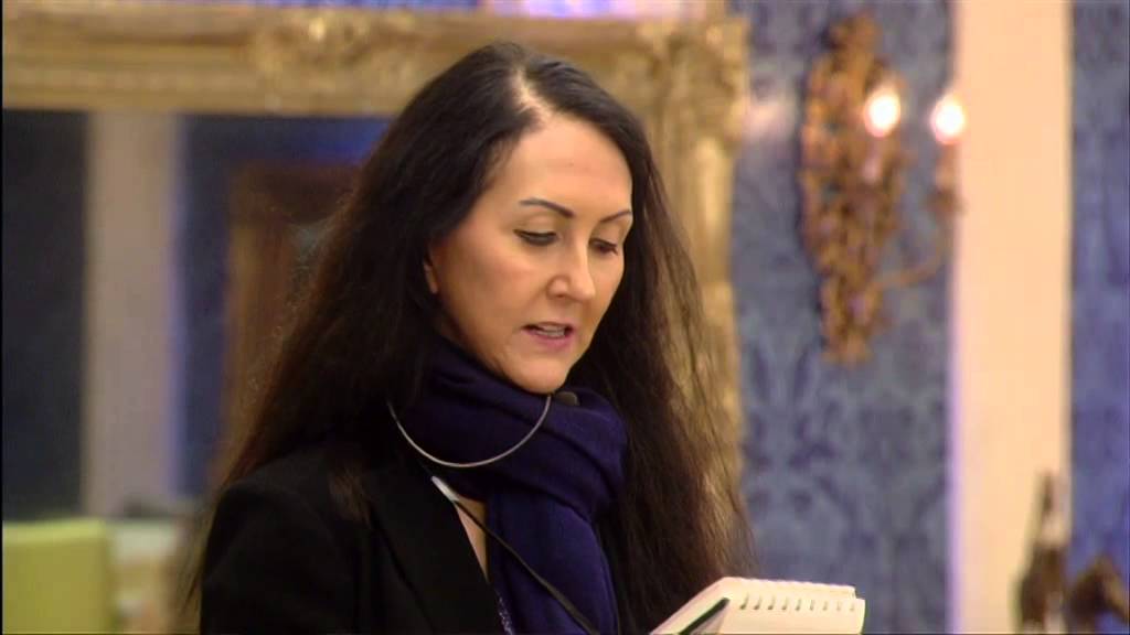 Task - Liz's big scoop: Day 14 Celebrity Big Brother