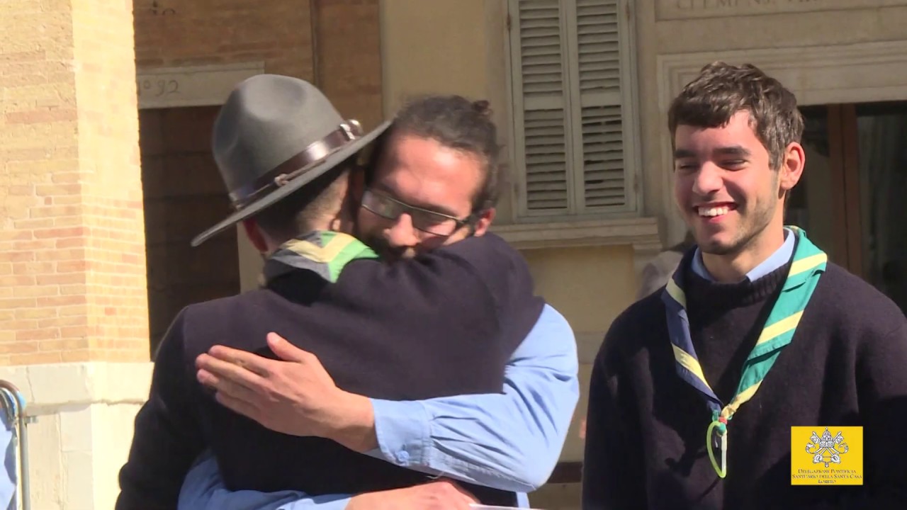 Fabrizio ed Elena _Dal Santuario della Santa Casa scout in partenza