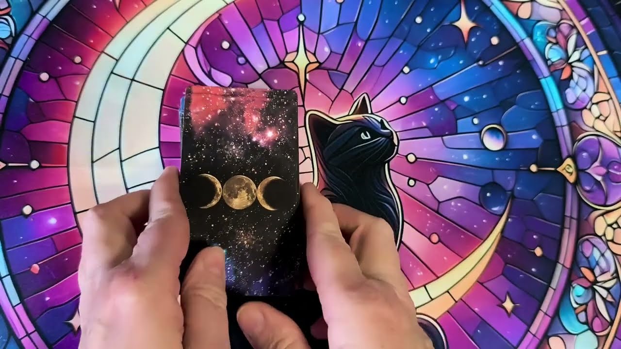Tarot jóslás- Mögötted és előtted!! #jóslás  #kártyajóslás #tarot #kártyavetés #prediction
