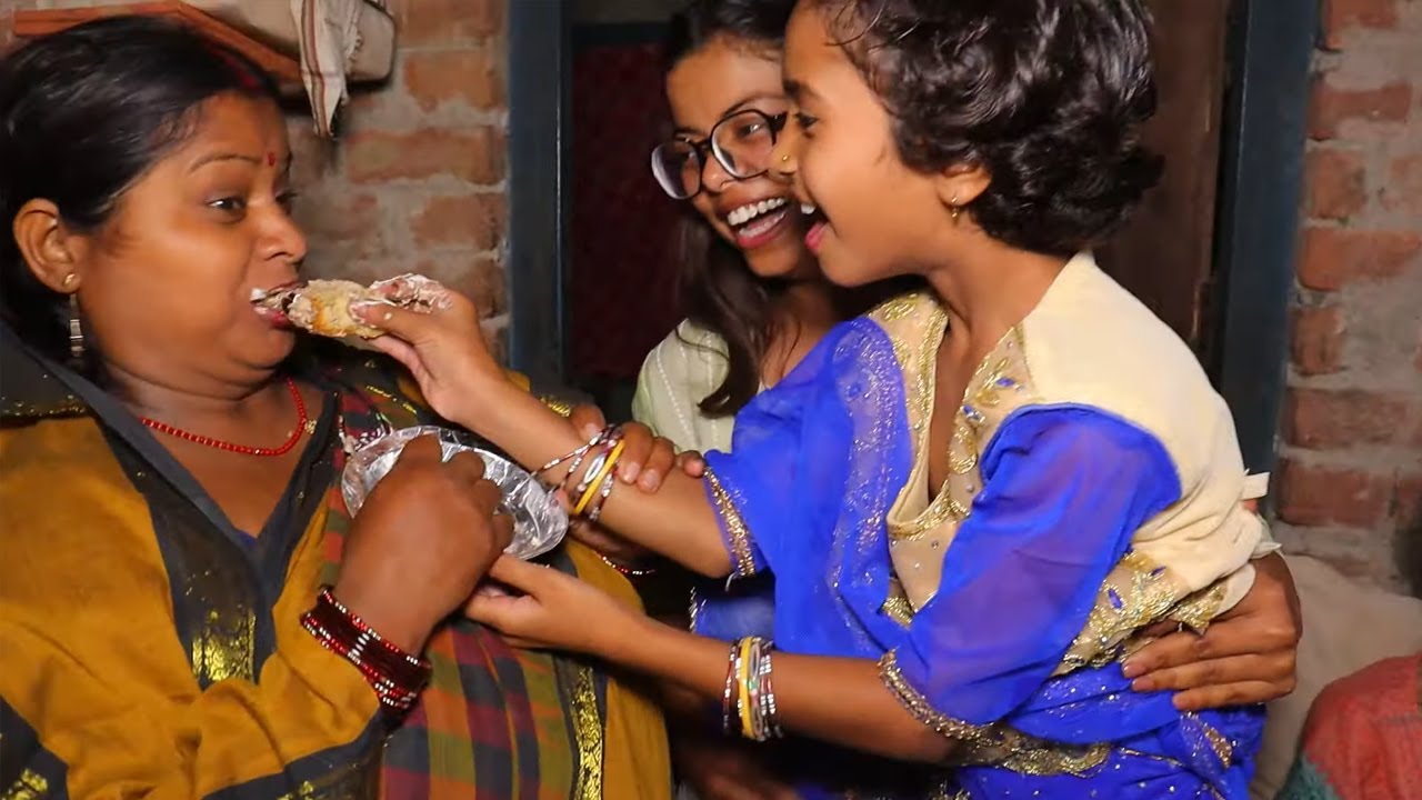 सबको मिल गया सबका Gift आज का यह दिन हमारी पूरी  Family हमेशा हमेशा याद रखेगी  @LALA Ji Ka Dhaba  1M