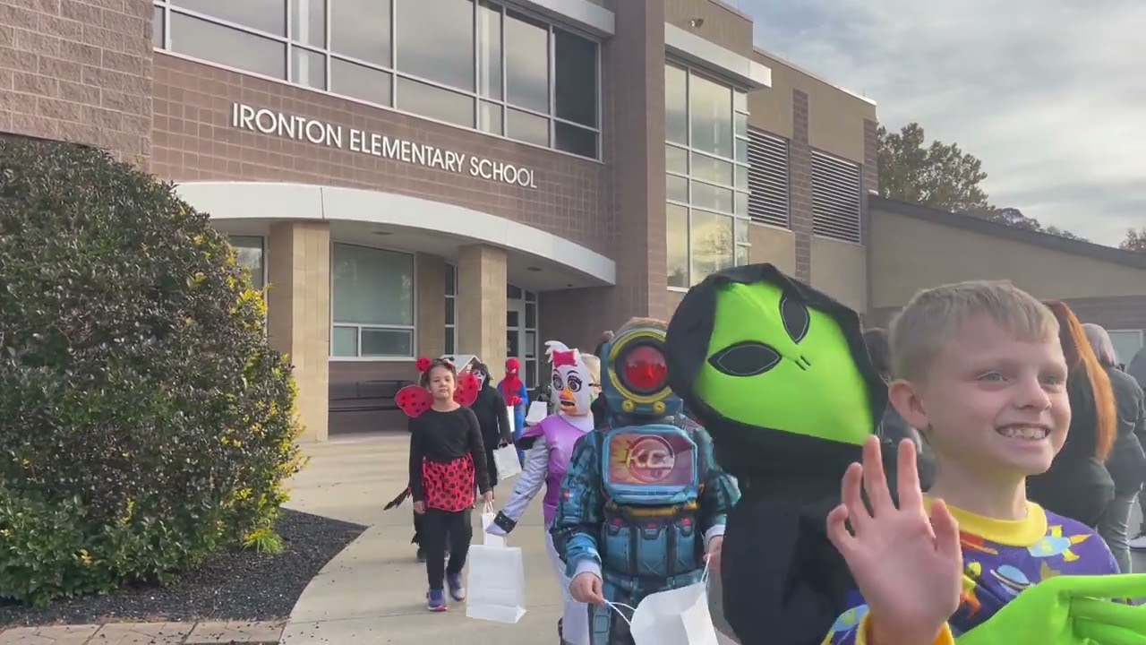 IES Halloween 2022