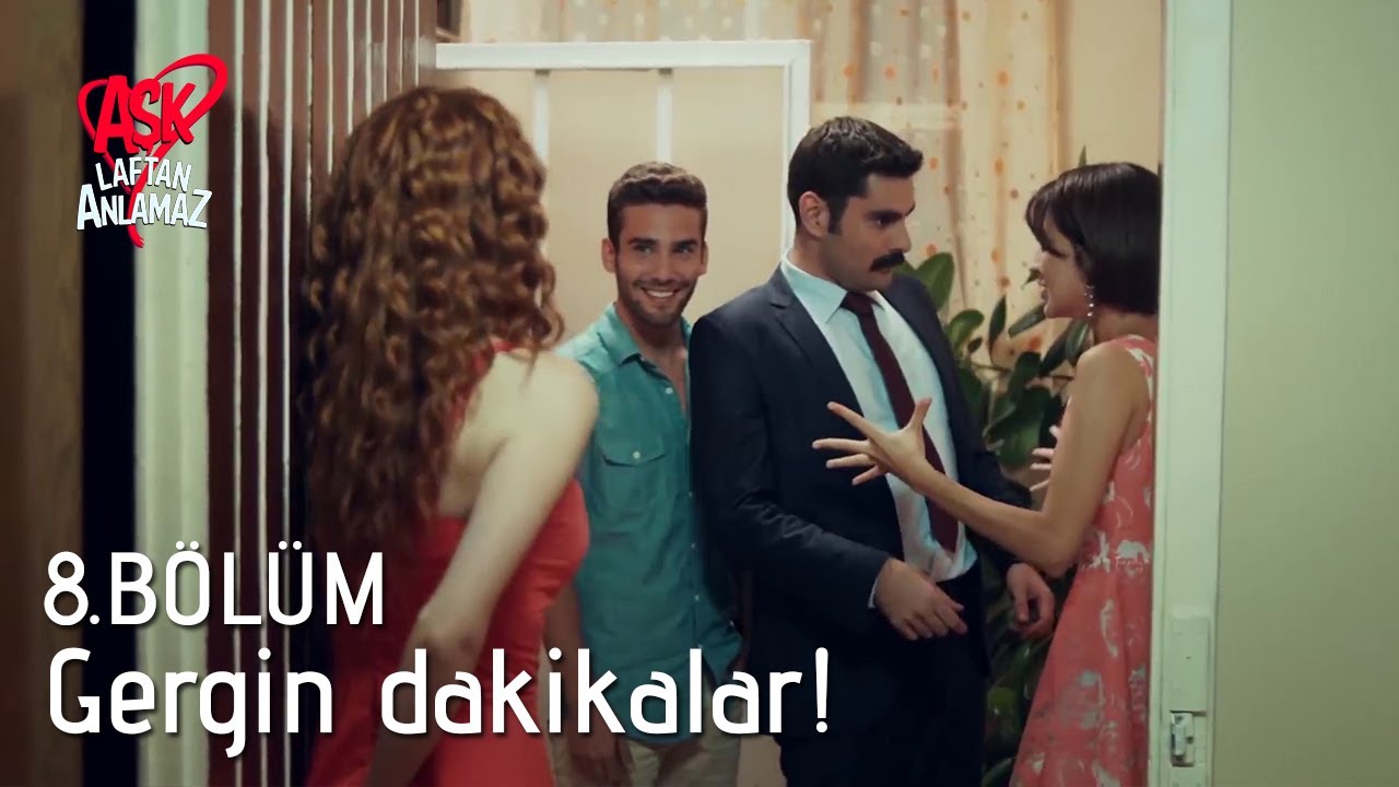 Kerem ve Doruk, kız isteme merasimini bastı! | Aşk Laftan Anlamaz 8. Bölüm