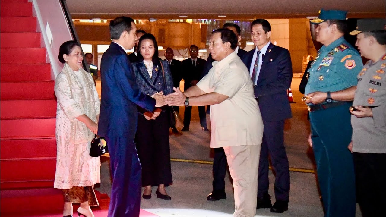 Presiden Jokowi dan Ibu Iriana Tiba di Tanah Air, Tangerang, 21 Oktober 2023