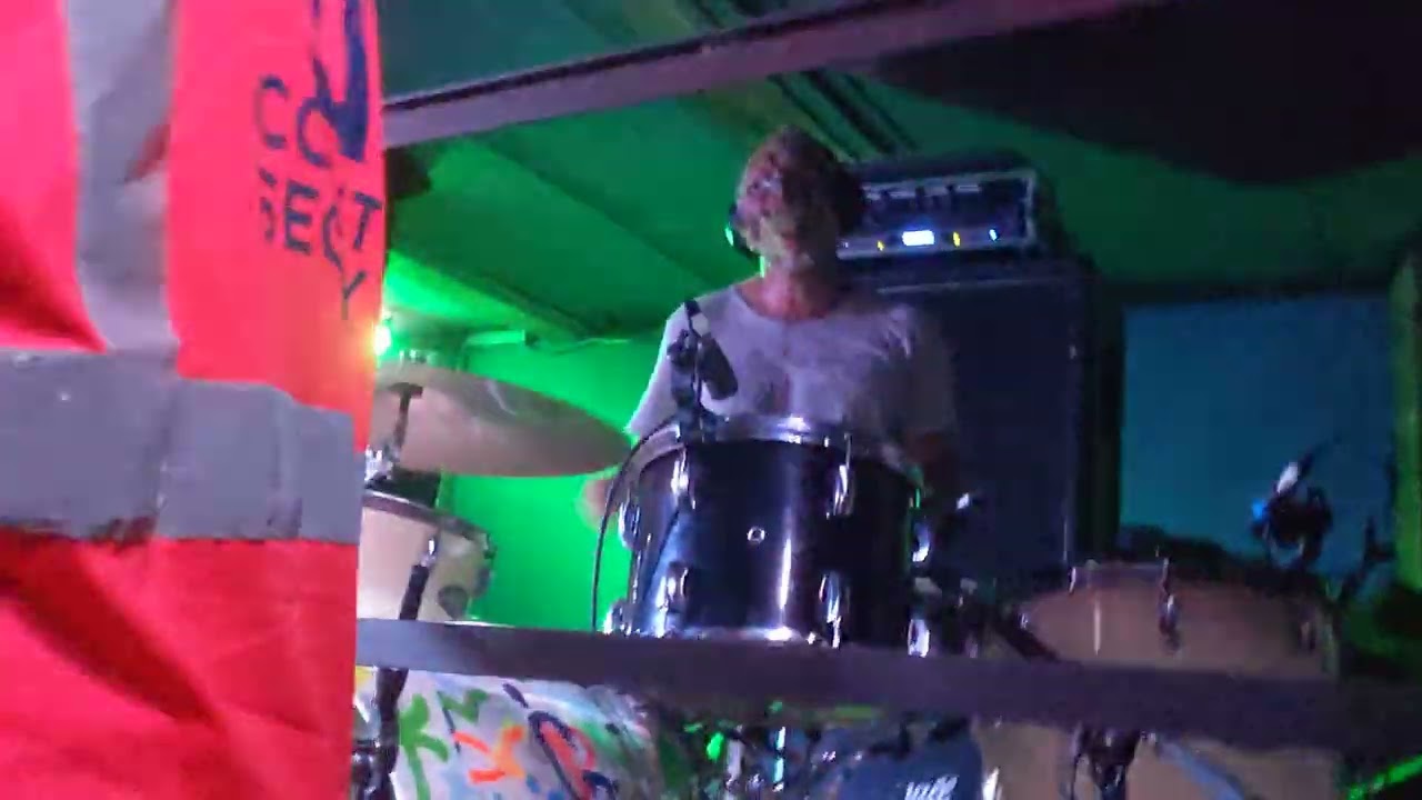 Lightning Bolt - Air Conditioning (Live)