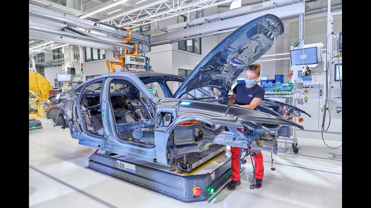 Exclusive Audi e-tron GT production processes in Böllinger Höfe - ASMR mode - 4Legend.com
