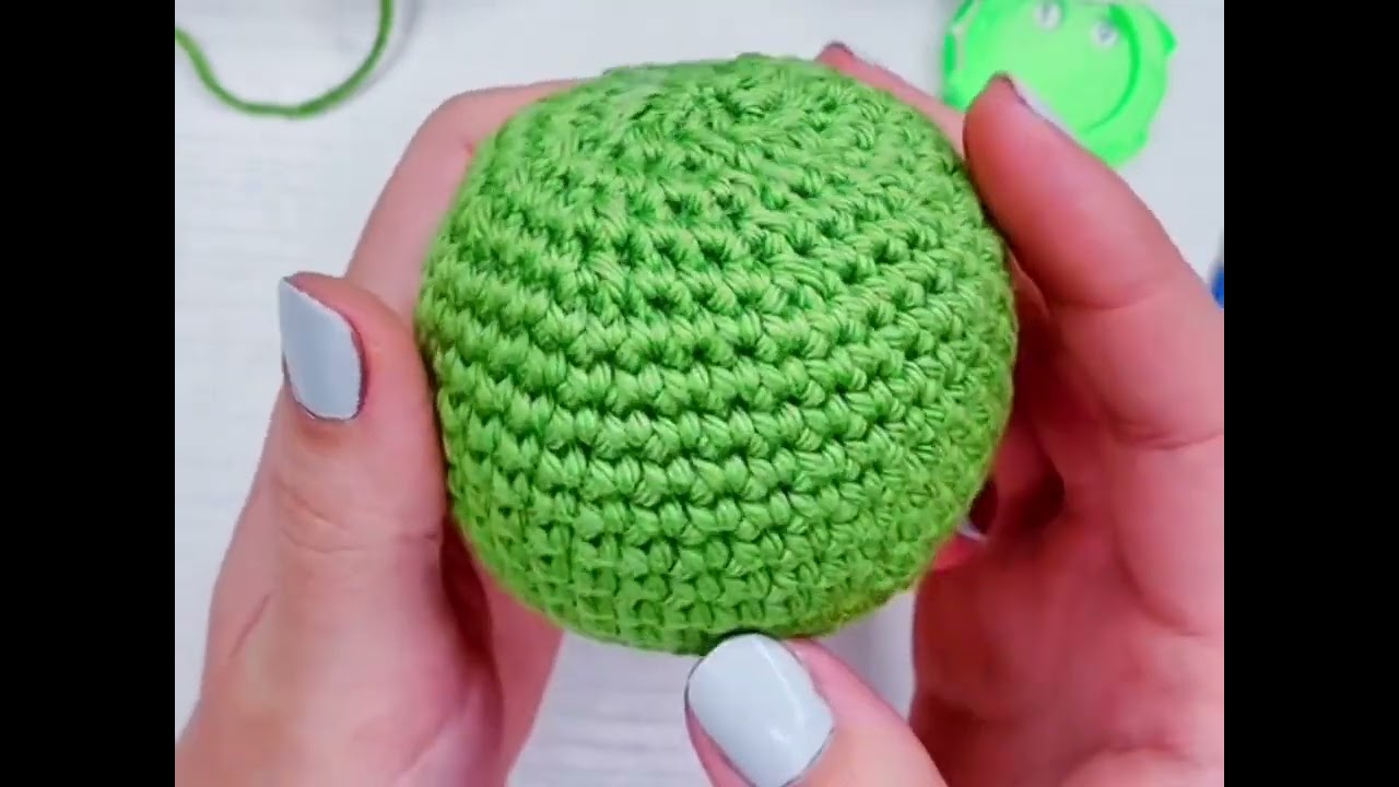 How to Crochet a Ball - Beginner Amigurumi Tutorial!