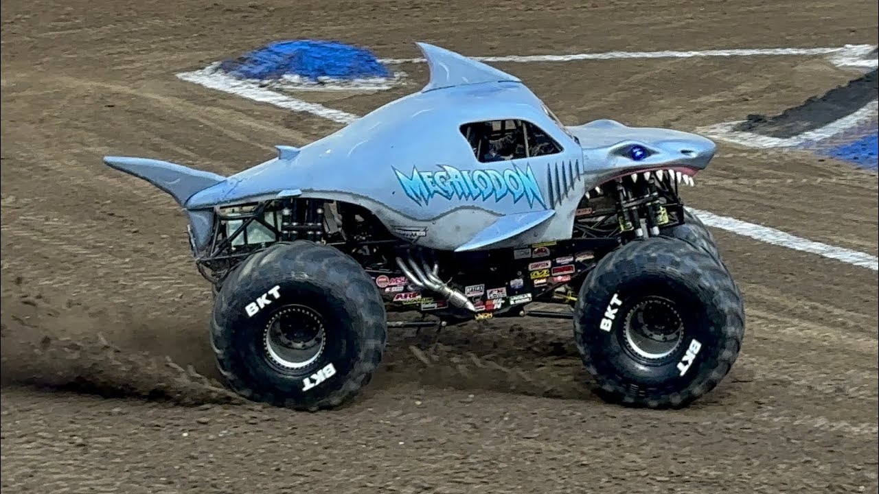 Monster Jam Minneapolis 2024 Show 2 Intros & Racing