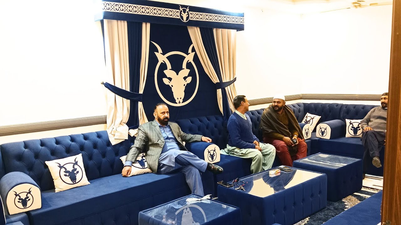 Corner Sofa Majlis Sitting Ideas for Modern Homes | Beautiful Corner Majlis Setup | Sofa Making Tips