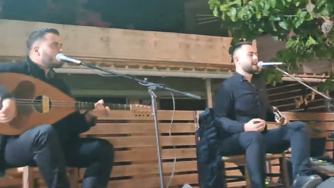 &Omicron; &Mu;&iota;&chi;ά&lambda;&eta;&sigmaf; &Chi;&alpha;&iota;&rho;έ&tau;&eta;&sigmaf; &mu;&epsilon; &tau;&omicron; &sigma;&upsilon;&gamma;&kappa;&rho;ό&tau;&eta;&mu;&alpha; &tau;&omicron;&upsilon; &sigma;&tau;&eta; &gamma;&iota;&omicron;&rho;&tau;ή &kappa;&omicron;&lambda;&omicron;&kappa;ύ&theta;&alpha;&sigmaf; &sigma;&tau;&omicron; &Kappa;&epsilon;&rho;&alpha;&mu;&omicron;ύ&tau;&sigma;&iota; 