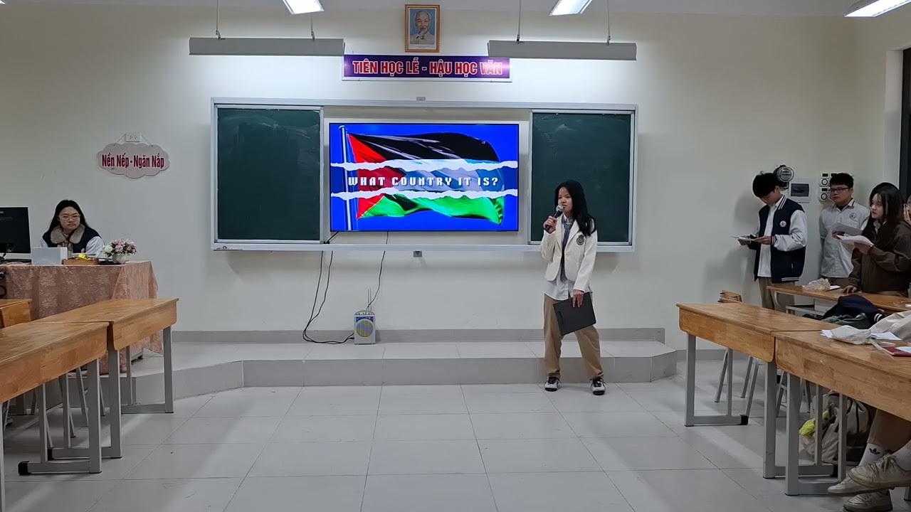 MR. TÙNG VLOG - ENGLISH 11 - PROJECT - UNIT 3: CITIES OF THE FUTURE - 11D6 (2025-2026)