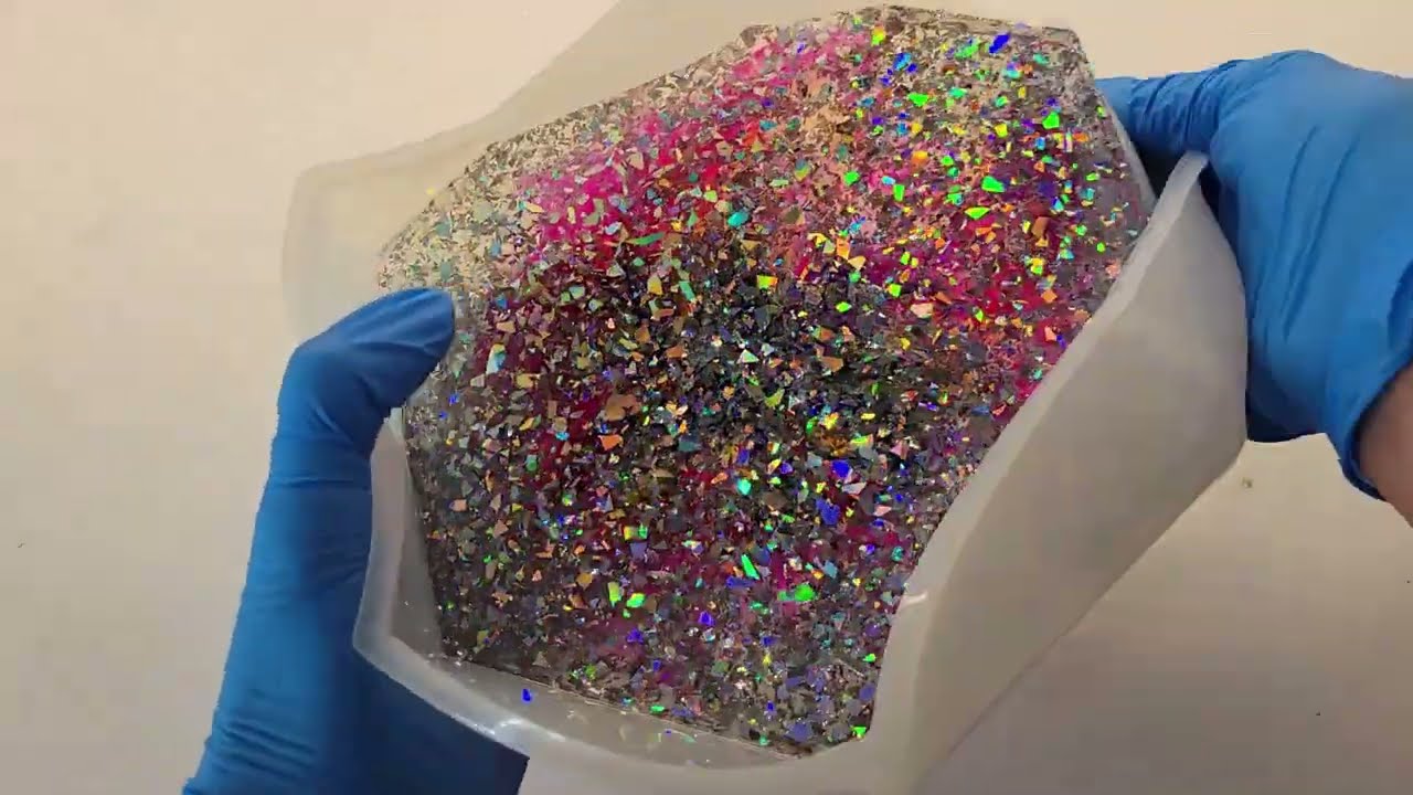 Fast video resin flower / Trying Marabu rainbow alcohol ink / Trying a huge hexagon silicone mold