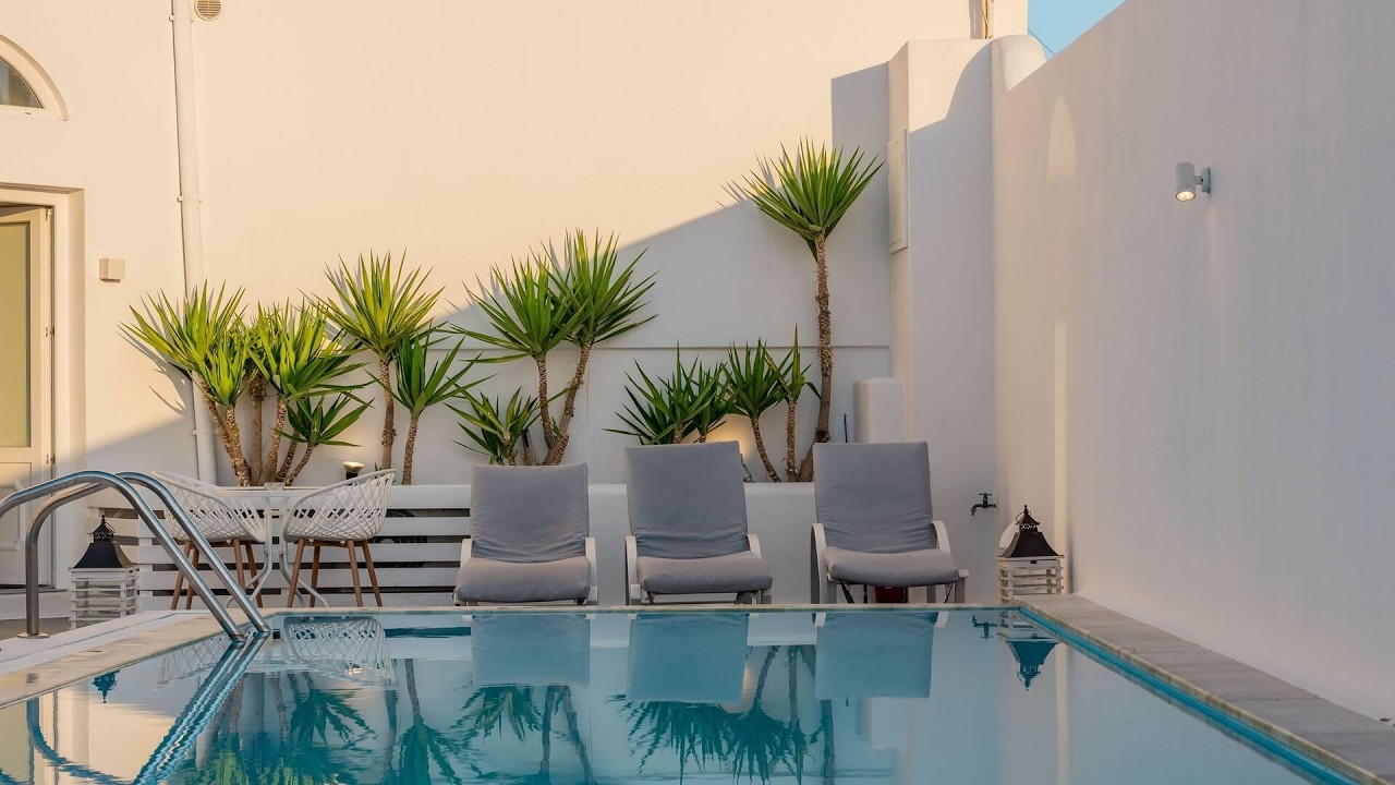 Cally Cave Houses, Santorini, Greece | Travel With Navya