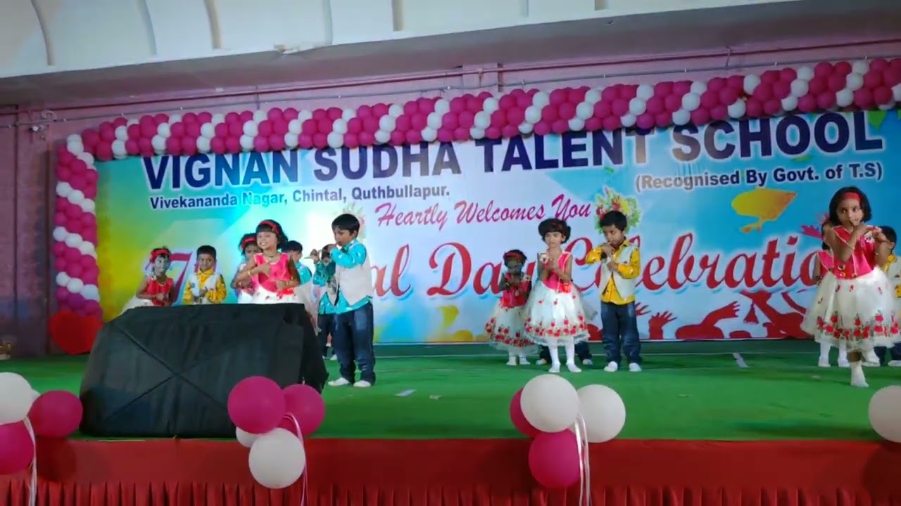 Darshni UKG Dance Performance | Vighan Sudha School Annual Day